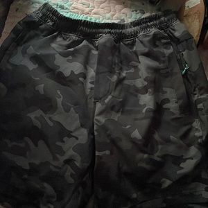 Birddog men shorts size Small